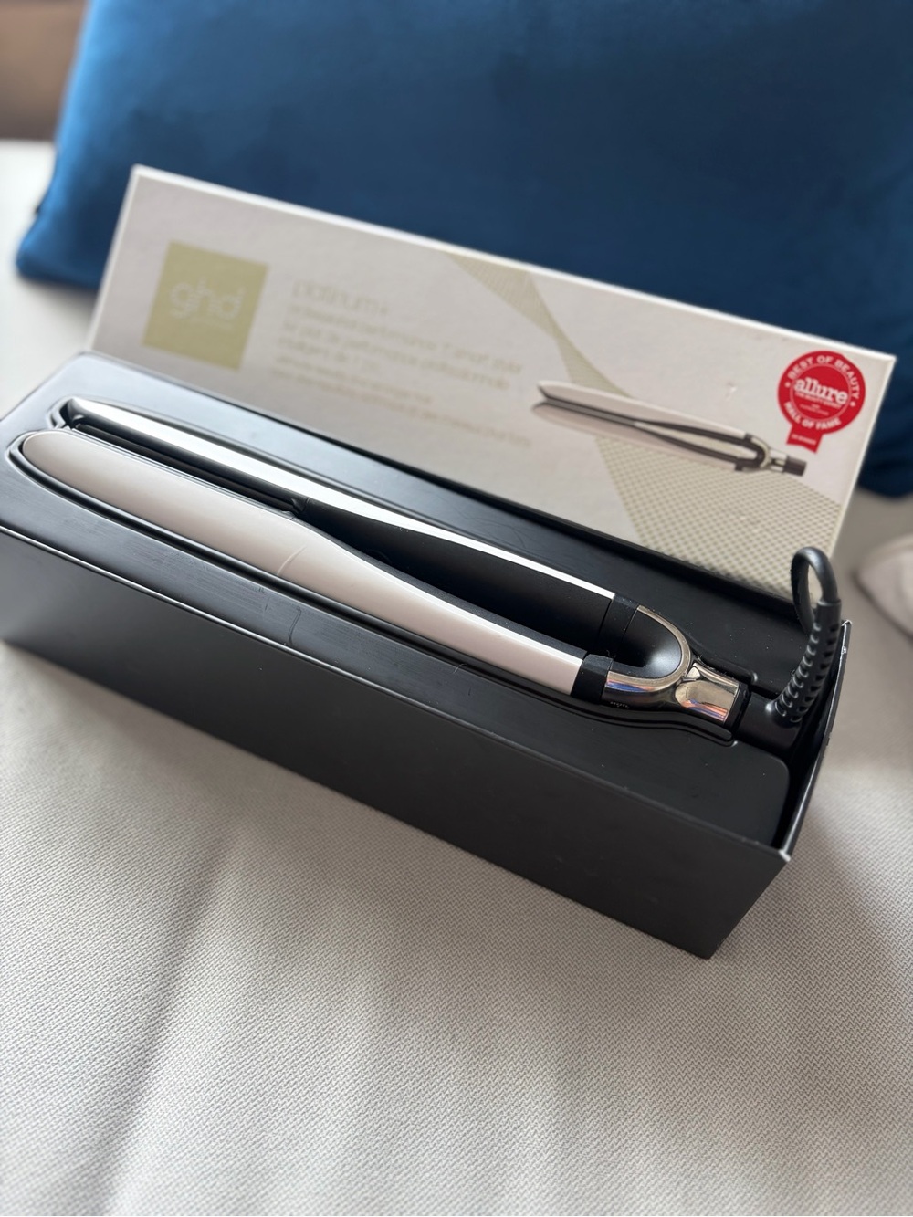 ghd White and Black Professional Hair Straightener